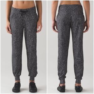 Lululemon Ready to Rulu Pant size 6 NWT
